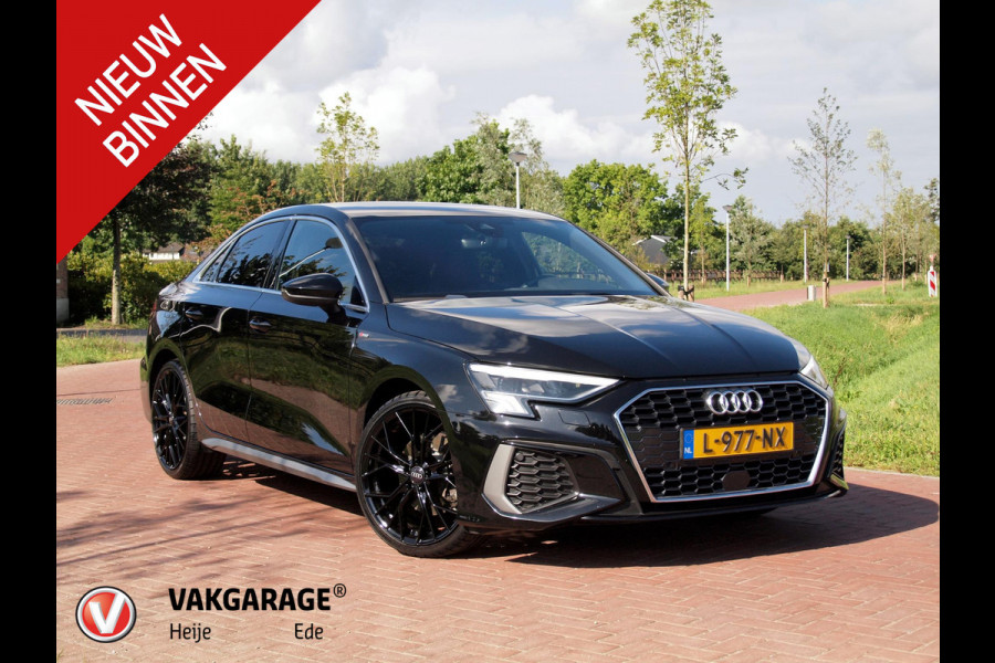 Audi A3 Limousine 35 TFSI S edition Dubbele S-line | Apple Carplay | Nederlandse Auto | Trekhaak |