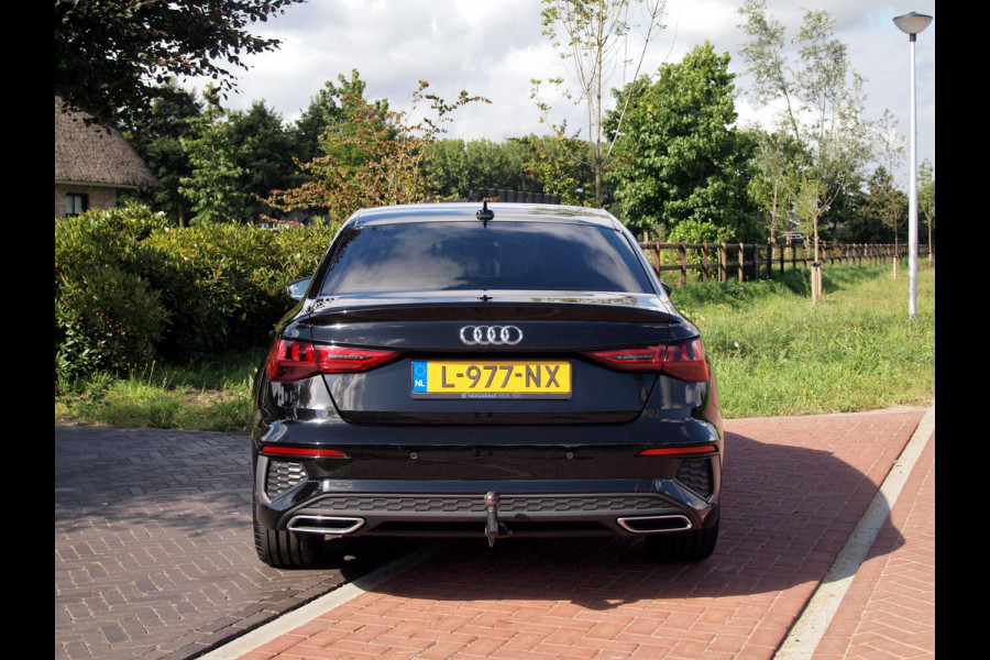 Audi A3 Limousine 35 TFSI S edition Dubbele S-line | Apple Carplay | Nederlandse Auto | Trekhaak |