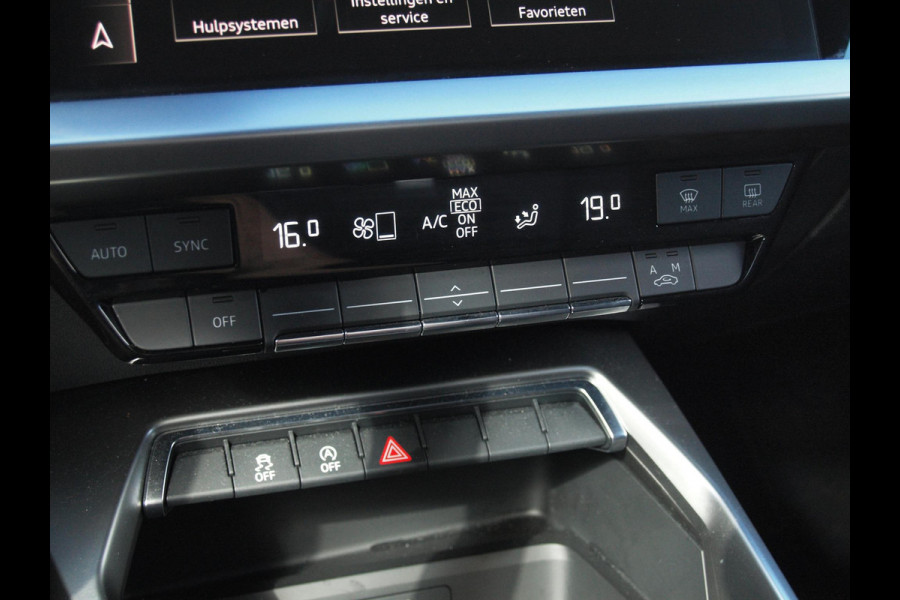 Audi A3 Limousine 35 TFSI S edition Dubbele S-line | Apple Carplay | Nederlandse Auto | Trekhaak |