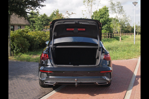 Audi A3 Limousine 35 TFSI S edition Dubbele S-line | Apple Carplay | Nederlandse Auto | Trekhaak |