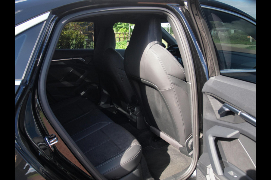 Audi A3 Limousine 35 TFSI S edition Dubbele S-line | Apple Carplay | Nederlandse Auto | Trekhaak |