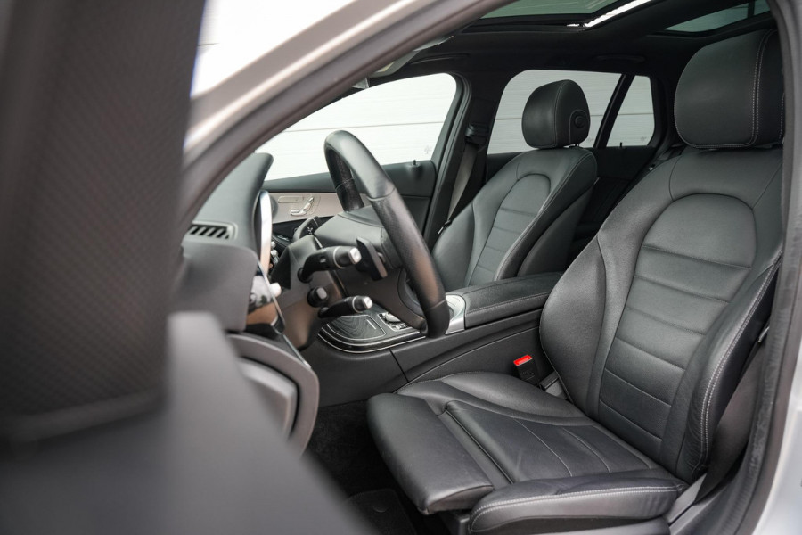 Mercedes-Benz C-Klasse Estate 180 Sport Edition Premium Plus AMG Panoramadak Burmester Memory LED 19''LM