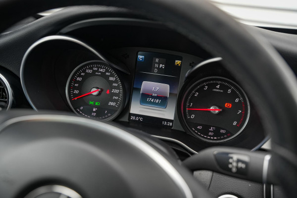 Mercedes-Benz C-Klasse Estate 180 Sport Edition Premium Plus AMG Panoramadak Burmester Memory LED 19''LM