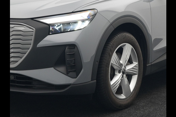 Audi Q4 e-tron Sportback 35 Edition 55 kWh 170pk Dealer O.H INCL BTW | Adaptive Cruise | Camera | Verwarmde Stoelen | Virtual | Front Assist | Navigatie | DAB |