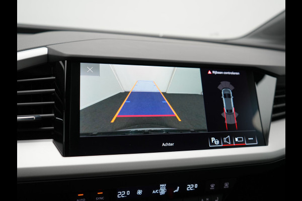 Audi Q4 e-tron Sportback 35 Edition 55 kWh 170pk Dealer O.H INCL BTW | Adaptive Cruise | Camera | Verwarmde Stoelen | Virtual | Front Assist | Navigatie | DAB |