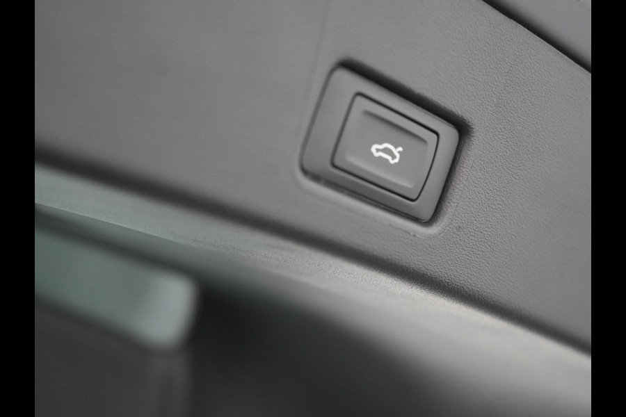 Audi Q4 e-tron Sportback 35 Edition 55 kWh 170pk Dealer O.H INCL BTW | Adaptive Cruise | Camera | Verwarmde Stoelen | Virtual | Front Assist | Navigatie | DAB |