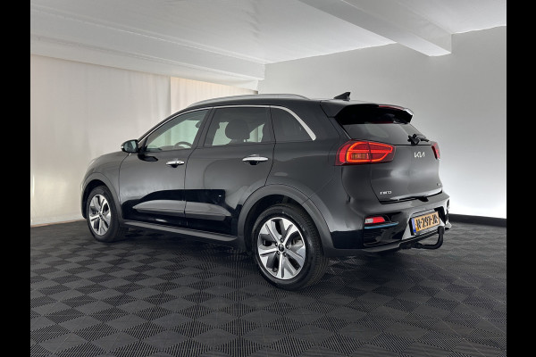 Kia e-Niro DynamicPlusLine 64 kWh (INCL-BTW) Aut.*PANO | LEATHER-FABRIC | FULL-LED | NAVI-FULLMAP | DAB+ | ADAPT.CRUISE | CAMERA | HEATED-COMFORTSEATS | KEYLESS | DIGI-COCKPIT | SHIFT-PADDLES | CARPLAY | LANE-ASSIST | 17"ALU*