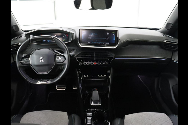 Peugeot e-2008 EV GT Pack 50 kWh | Stoelverwarming | Alcantara | Adaptive cruise | Camera | Carplay | Navigatie | Keyless | Digital Cockpit | Dodehoek detectie | Climate control