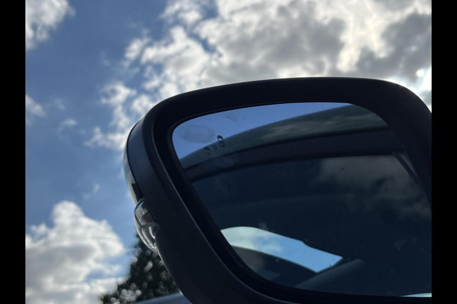 Ford Kuga 2.5 PHEV Active X Panoramadak | Winter Pack | Wegklapbare trekhaak | 19 inch lichtmetalen velgen | Reservewiel | Adaptieve Matrix LED koplampen met Coast to Coast | Prijs incl. 4.000 Ford voordeel