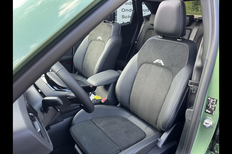 Ford Kuga 2.5 PHEV Active X Panoramadak | Winter Pack | Wegklapbare trekhaak | 19 inch lichtmetalen velgen | Reservewiel | Adaptieve Matrix LED koplampen met Coast to Coast | Prijs incl. 4.000 Ford voordeel