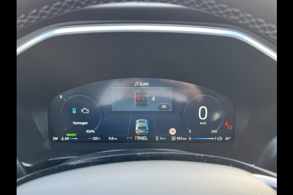 Ford Kuga 2.5 PHEV Active X Panoramadak | Winter Pack | Wegklapbare trekhaak | 19 inch lichtmetalen velgen | Reservewiel | Adaptieve Matrix LED koplampen met Coast to Coast | Prijs incl. 4.000 Ford voordeel
