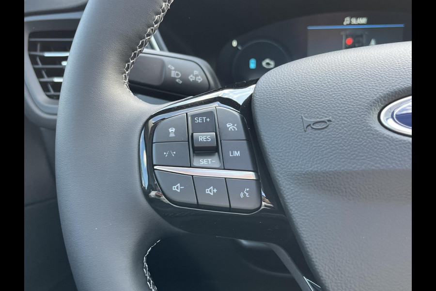Ford Kuga 2.5 PHEV Active X Panoramadak | Winter Pack | Wegklapbare trekhaak | 19 inch lichtmetalen velgen | Reservewiel | Adaptieve Matrix LED koplampen met Coast to Coast | Prijs incl. 4.000 Ford voordeel