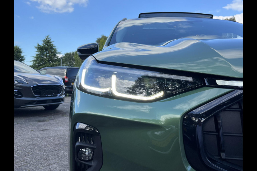 Ford Kuga 2.5 PHEV Active X Panoramadak | Winter Pack | Wegklapbare trekhaak | 19 inch lichtmetalen velgen | Reservewiel | Adaptieve Matrix LED koplampen met Coast to Coast | Prijs incl. 4.000 Ford voordeel