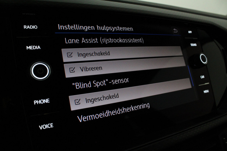 Volkswagen T-Cross 1.0 TSI 116pk Life Business > Automaat/Adapt.cruise/Parkeersensoren...
