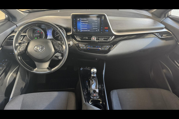 Toyota C-HR 1.8 Hybrid Dynamic Cruise control Climate control Navigatie DAB Achteruitrijcamera