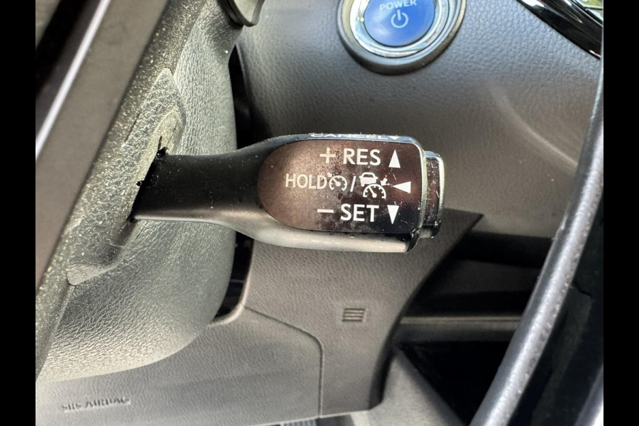 Toyota C-HR 1.8 Hybrid Dynamic Cruise control Climate control Navigatie DAB Achteruitrijcamera