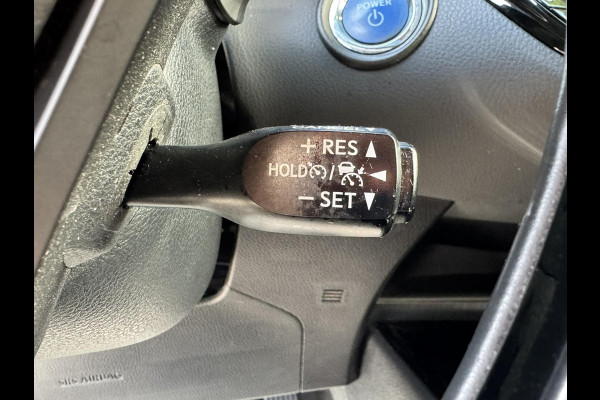Toyota C-HR 1.8 Hybrid Dynamic Cruise control Climate control Navigatie DAB Achteruitrijcamera