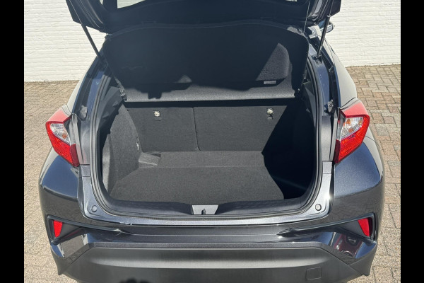 Toyota C-HR 1.8 Hybrid Dynamic Cruise control Climate control Navigatie DAB Achteruitrijcamera