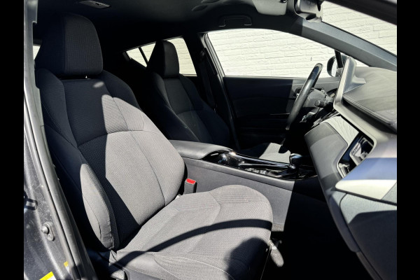 Toyota C-HR 1.8 Hybrid Dynamic Cruise control Climate control Navigatie DAB Achteruitrijcamera