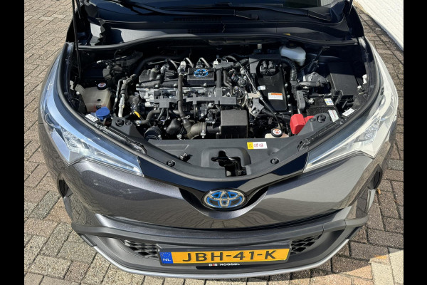 Toyota C-HR 1.8 Hybrid Dynamic Cruise control Climate control Navigatie DAB Achteruitrijcamera