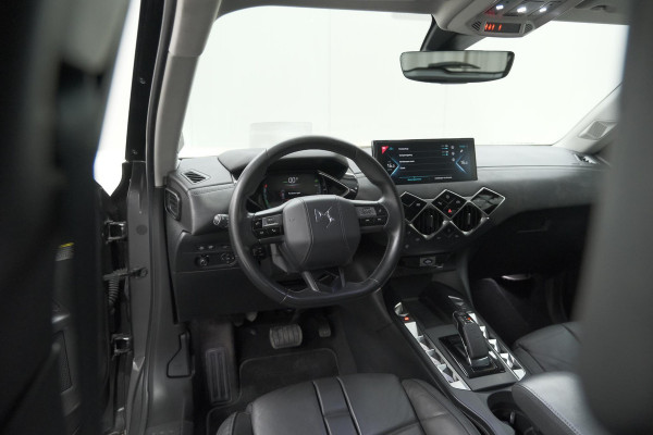 DS DS 3 Crossback 50 kwh e-Tense So Chic | Camera | Dodehoekdetectie | Head-Up Display | Apple Carplay | Stoelverwarming