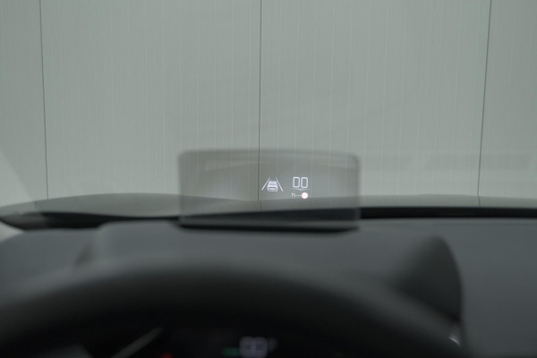 DS DS 3 Crossback 50 kwh e-Tense So Chic | Camera | Dodehoekdetectie | Head-Up Display | Apple Carplay | Stoelverwarming