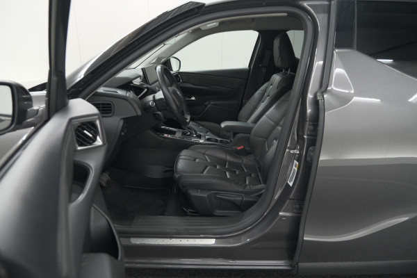 DS DS 3 Crossback 50 kwh e-Tense So Chic | Camera | Dodehoekdetectie | Head-Up Display | Apple Carplay | Stoelverwarming