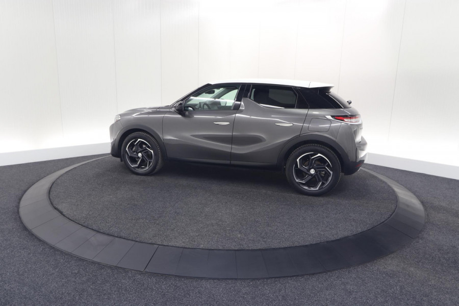 DS DS 3 Crossback 50 kwh e-Tense So Chic | Camera | Dodehoekdetectie | Head-Up Display | Apple Carplay | Stoelverwarming