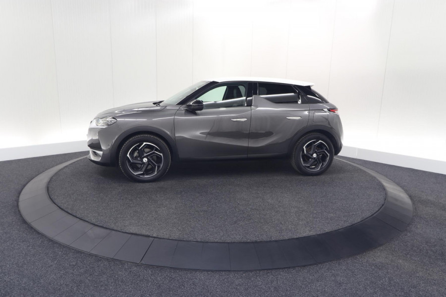 DS DS 3 Crossback 50 kwh e-Tense So Chic | Camera | Dodehoekdetectie | Head-Up Display | Apple Carplay | Stoelverwarming