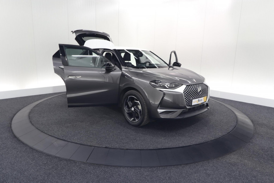 DS DS 3 Crossback 50 kwh e-Tense So Chic | Camera | Dodehoekdetectie | Head-Up Display | Apple Carplay | Stoelverwarming