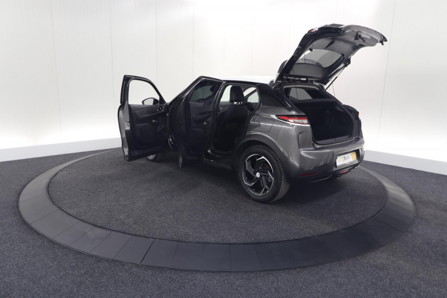DS DS 3 Crossback 50 kwh e-Tense So Chic | Camera | Dodehoekdetectie | Head-Up Display | Apple Carplay | Stoelverwarming