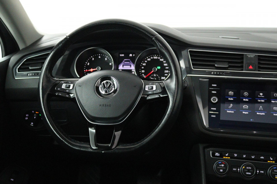 Volkswagen Tiguan Allspace 1.5 TSI Comfortline Business 7p. (PANORAMADAK, TREKHAAK, PARKEERSENSOREN, STOELVERWARMING, CARPLAY)