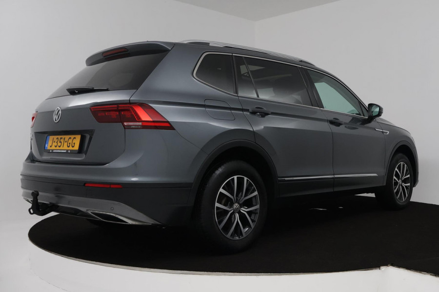 Volkswagen Tiguan Allspace 1.5 TSI Comfortline Business 7p. (PANORAMADAK, TREKHAAK, PARKEERSENSOREN, STOELVERWARMING, CARPLAY)