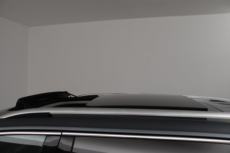 Volkswagen Tiguan Allspace 1.5 TSI Comfortline Business 7p. (PANORAMADAK, TREKHAAK, PARKEERSENSOREN, STOELVERWARMING, CARPLAY)