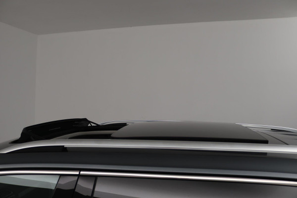 Volkswagen Tiguan Allspace 1.5 TSI Comfortline Business 7p. (PANORAMADAK, TREKHAAK, PARKEERSENSOREN, STOELVERWARMING, CARPLAY)