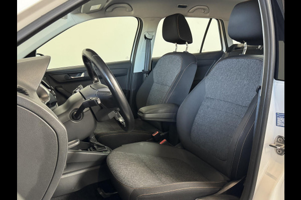 Škoda Fabia Combi 1.0 TSI DSG Business Edition Trekhaak Navigatie Apple Carplay/Android Auto Parkeersensoren achter Stoelverwarming Cruise Control Airco