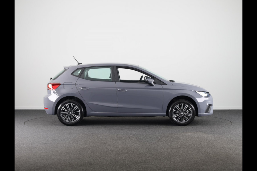 Seat Ibiza Style 1.0 TSI 95 pk 5 versn. Hand | 16 inch | Carplay | Cruise Control | Graphene Grey | Park Assist | Airco