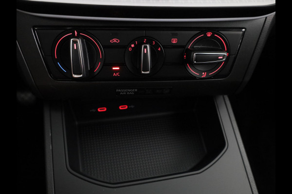 Seat Ibiza Style 1.0 TSI 95 pk 5 versn. Hand | 16 inch | Carplay | Cruise Control | Graphene Grey | Park Assist | Airco