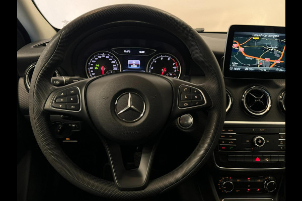 Mercedes-Benz A-Klasse 160 / 1e eig / Camera / Sfeerverlichting