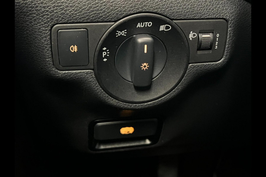 Mercedes-Benz A-Klasse 160 / 1e eig / Camera / Sfeerverlichting