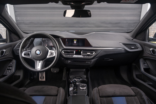 BMW 1-serie M135i xDrive High Executive