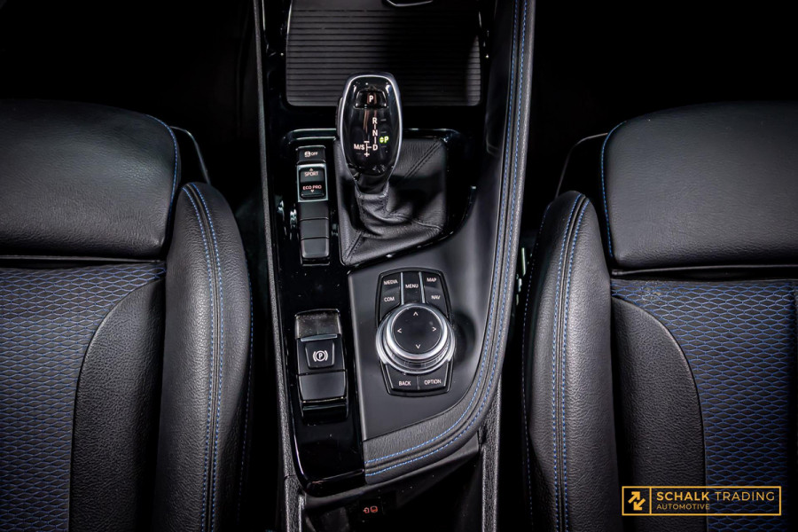 BMW X2 20i sDrive|M-sport|HUD|Dealer ond|Cam|Garantie|NW APK|