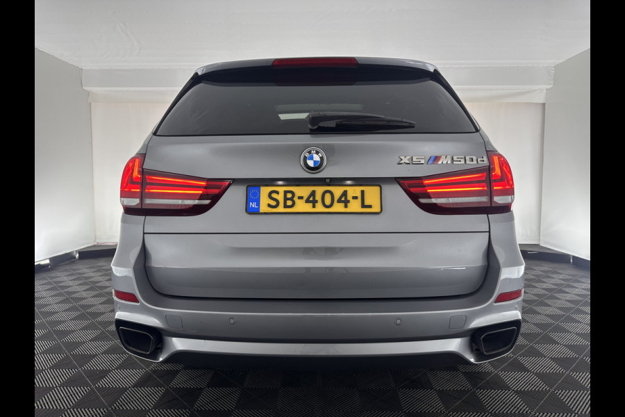 BMW X5 M50d M-Sportpack Aut. *PANO | HEAD-UP | LUXURY-LEATHER | ADAPTIVE-CRUISE | SOFT-CLOSE | BANG&OLUFSEN | TOP-VIEW | BLINDSPOT | NIGHT-VISION | MEMORY-PACK | DIGI-COCKPIT | HEATED-COMFORTSEATS | NAVI-FULLMAP |