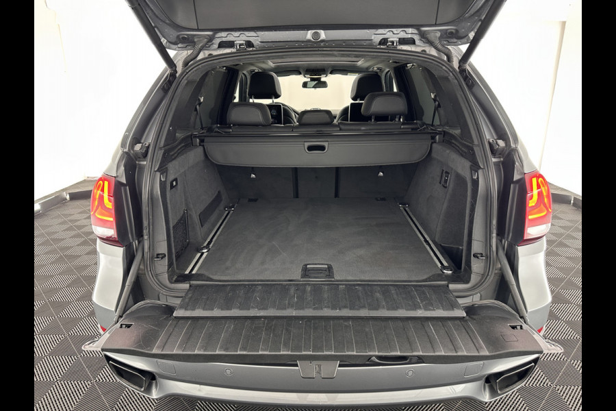 BMW X5 M50d M-Sportpack Aut. *PANO | HEAD-UP | LUXURY-LEATHER | ADAPTIVE-CRUISE | SOFT-CLOSE | BANG&OLUFSEN | TOP-VIEW | BLINDSPOT | NIGHT-VISION | MEMORY-PACK | DIGI-COCKPIT | HEATED-COMFORTSEATS | NAVI-FULLMAP |