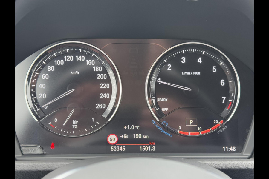 BMW X1 sDrive18i Executive Edition 2e Eigenaar,Navi,Clima,Cruise,PDC,Trekhaak,Head Up Display,Weinig KM,Dealer Onderhouden,N.A.P,APK tot 11-2025