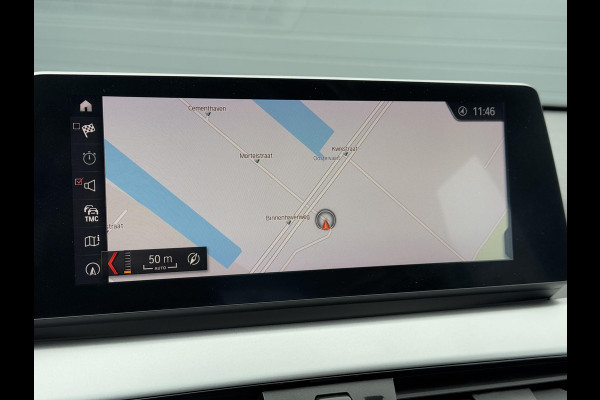 BMW X1 sDrive18i Executive Edition 2e Eigenaar,Navi,Clima,Cruise,PDC,Trekhaak,Head Up Display,Weinig KM,Dealer Onderhouden,N.A.P,APK tot 11-2025