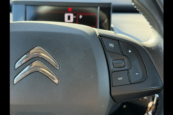 Citroën C4 Cactus 1.2 PureTech Shine Automaat,110pk,Dealer Onderhouden,Trekhaak,Distributie vv 2023,Navi,Clima,Cruise,Pdc,Lm velgen,Nieuwe Apk bij Aflevering