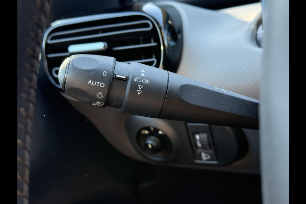 Citroën C4 Cactus 1.2 PureTech Shine Automaat,110pk,Dealer Onderhouden,Trekhaak,Distributie vv 2023,Navi,Clima,Cruise,Pdc,Lm velgen,Nieuwe Apk bij Aflevering