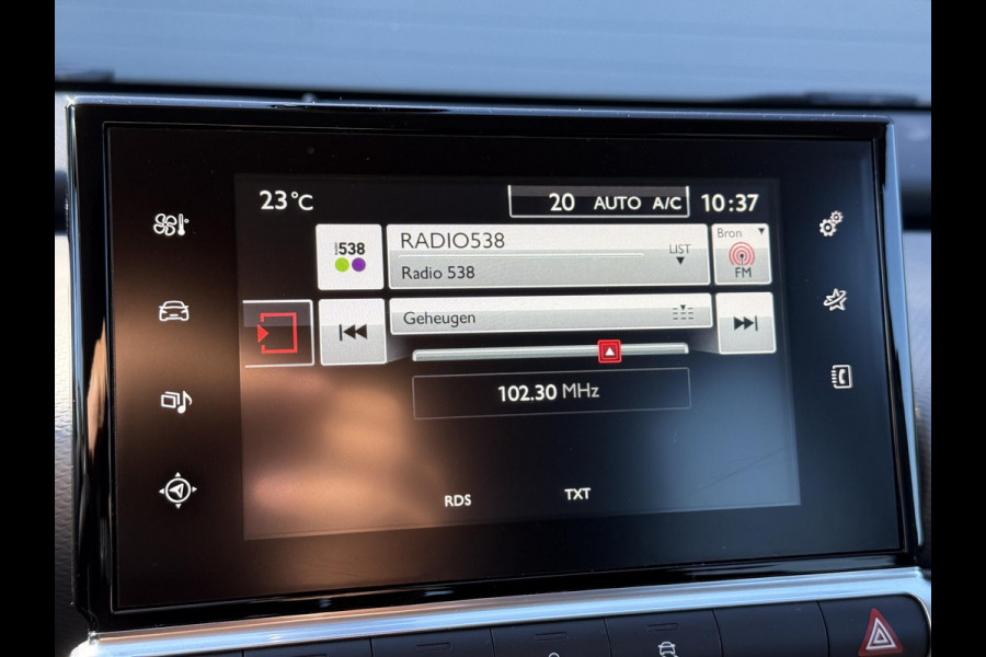 Citroën C4 Cactus 1.2 PureTech Shine Automaat,110pk,Dealer Onderhouden,Trekhaak,Distributie vv 2023,Navi,Clima,Cruise,Pdc,Lm velgen,Nieuwe Apk bij Aflevering