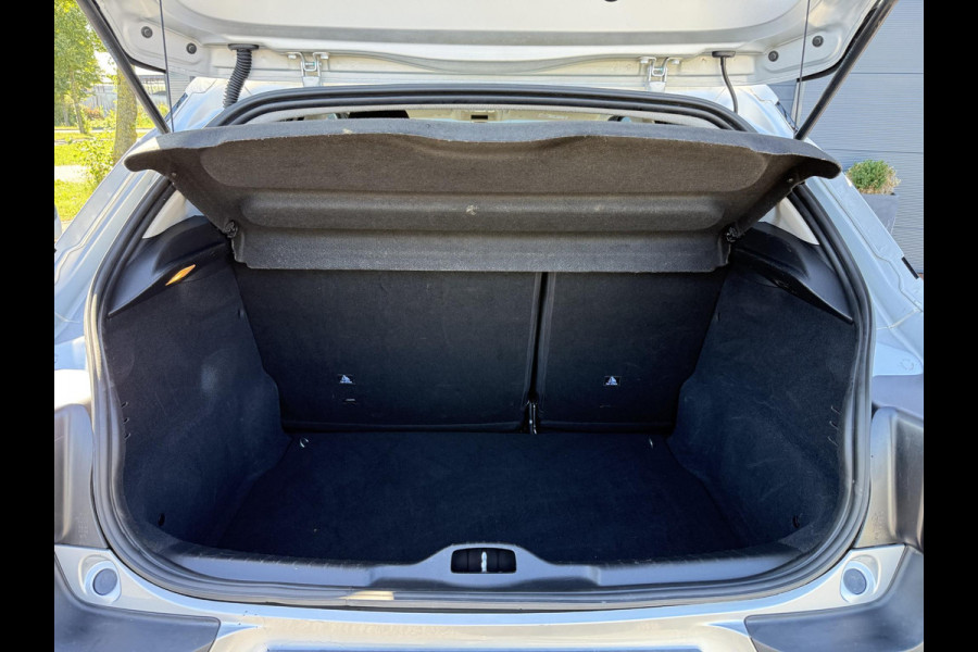 Citroën C4 Cactus 1.2 PureTech Shine Automaat,110pk,Dealer Onderhouden,Trekhaak,Distributie vv 2023,Navi,Clima,Cruise,Pdc,Lm velgen,Nieuwe Apk bij Aflevering